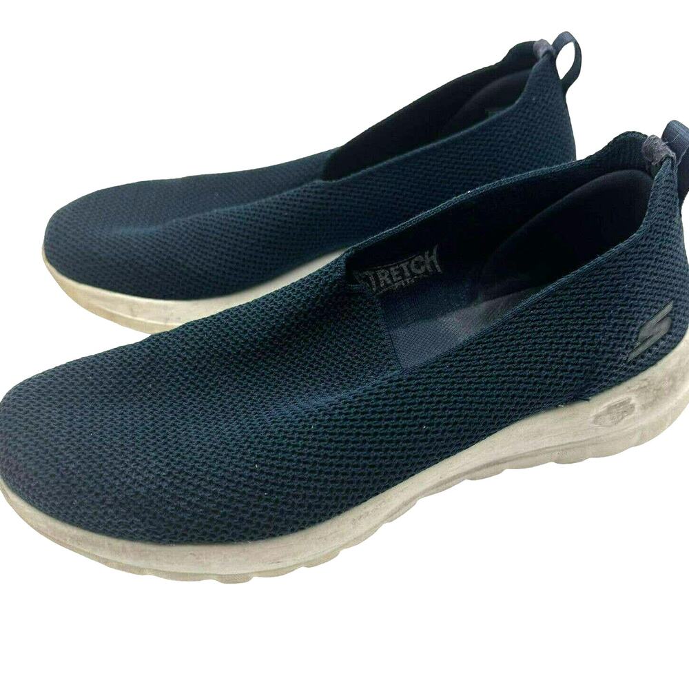 Skechers Men's 7.5 Go Walk Max Slip On Sneaker Navy Goga mat air cooled memory